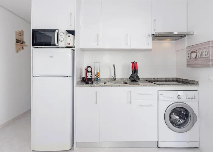 Cala En Forcat 公寓